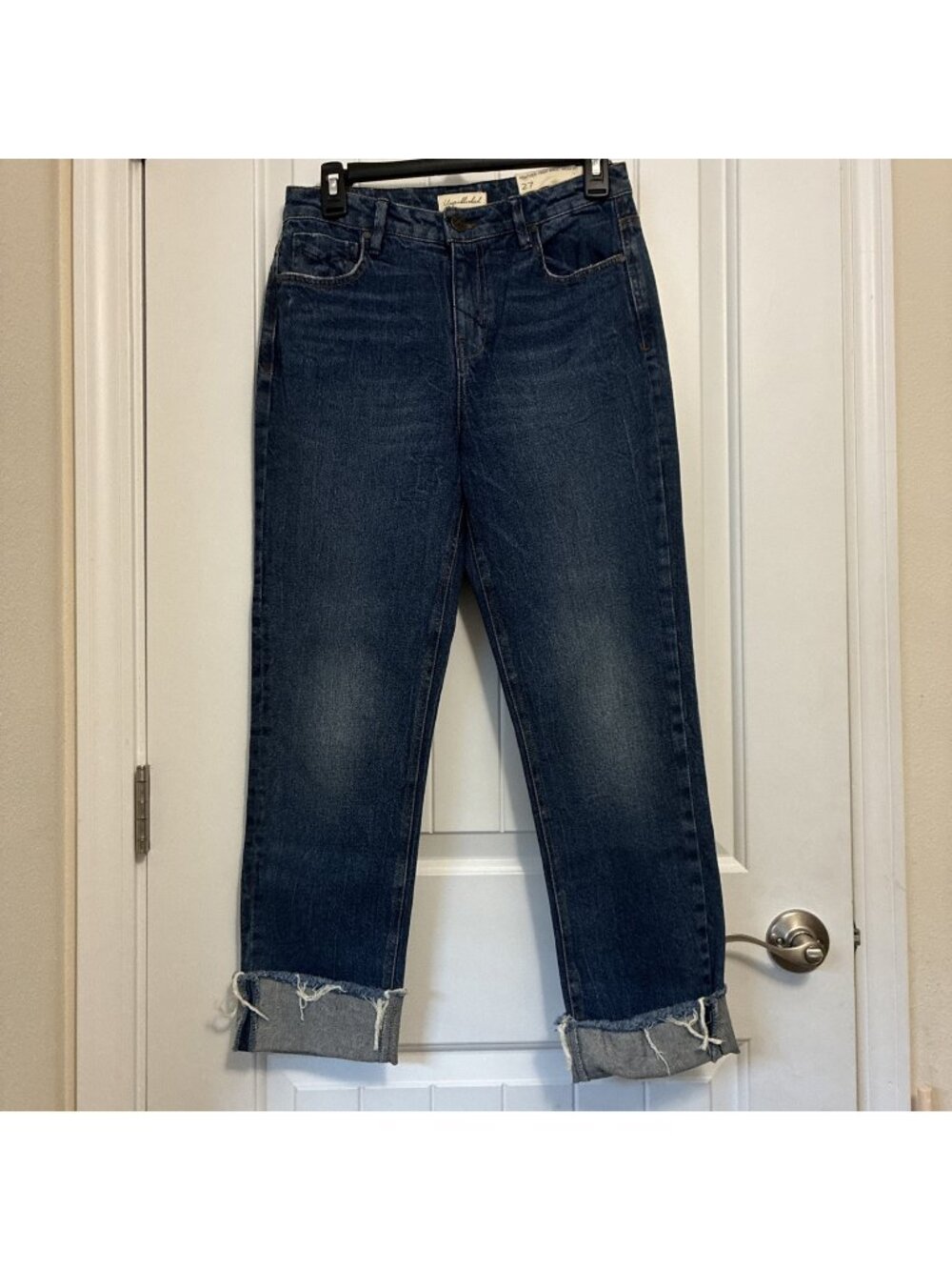 Unpublished Jeans HEATHER Cropped Mom Jeans 28” x 26” Rise Is 10”